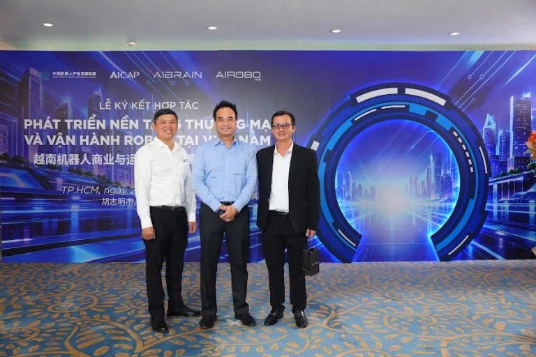 Lễ ký kết hợp tác · 25/10/2026 · Hình ảnh