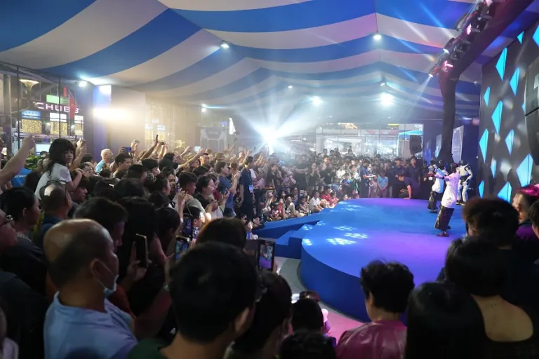 Không gian trải nghiệm robot · Hình ảnh