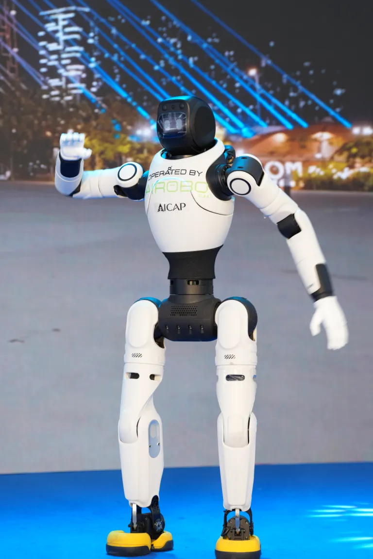 Không gian trải nghiệm robot · Hình ảnh