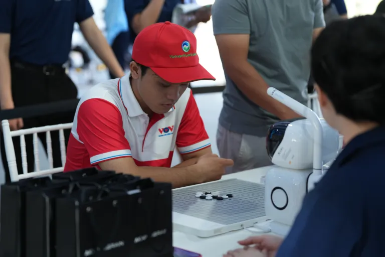 Không gian trải nghiệm robot · Hình ảnh