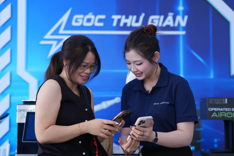 Không gian trải nghiệm robot · Hình ảnh