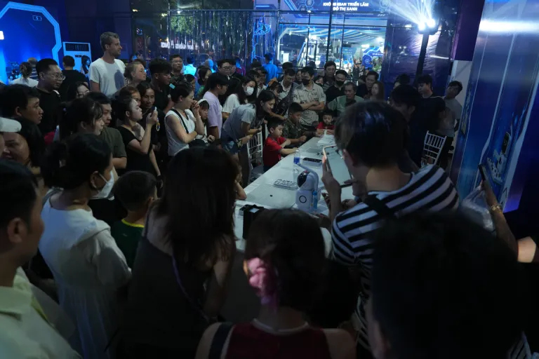 Robotics experience space · Photos